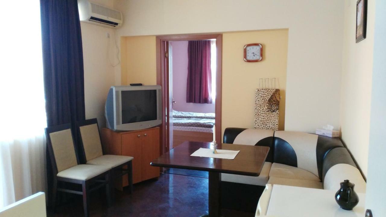 Comfort Apartment Vt Велико Търново Екстериор снимка