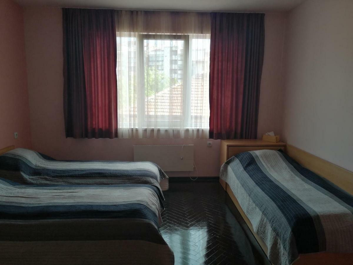 Comfort Apartment Vt Велико Търново Екстериор снимка